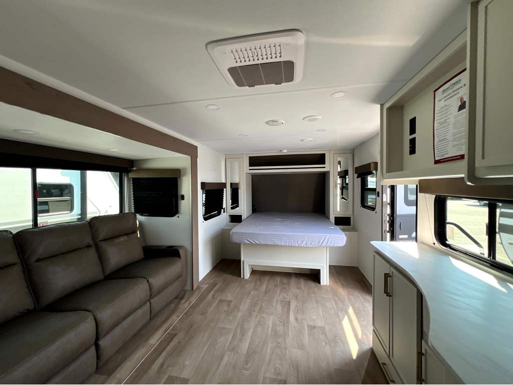 2027 GRAND DESIGN TRANSCEND 20MKX - Image 20