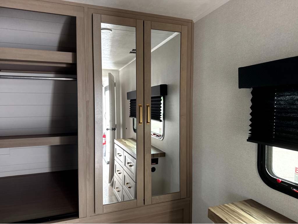 2027 JAYCO EAGLE 320MKTS - Image 23
