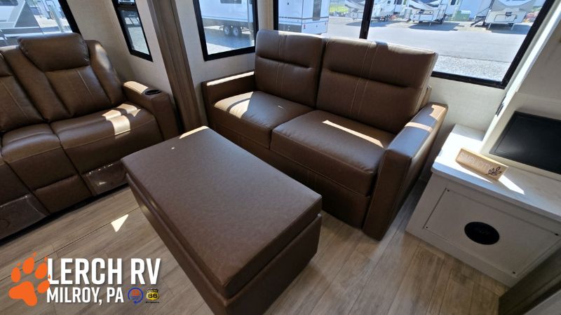 2026 Forest River Vibe 2800RL - Image 18