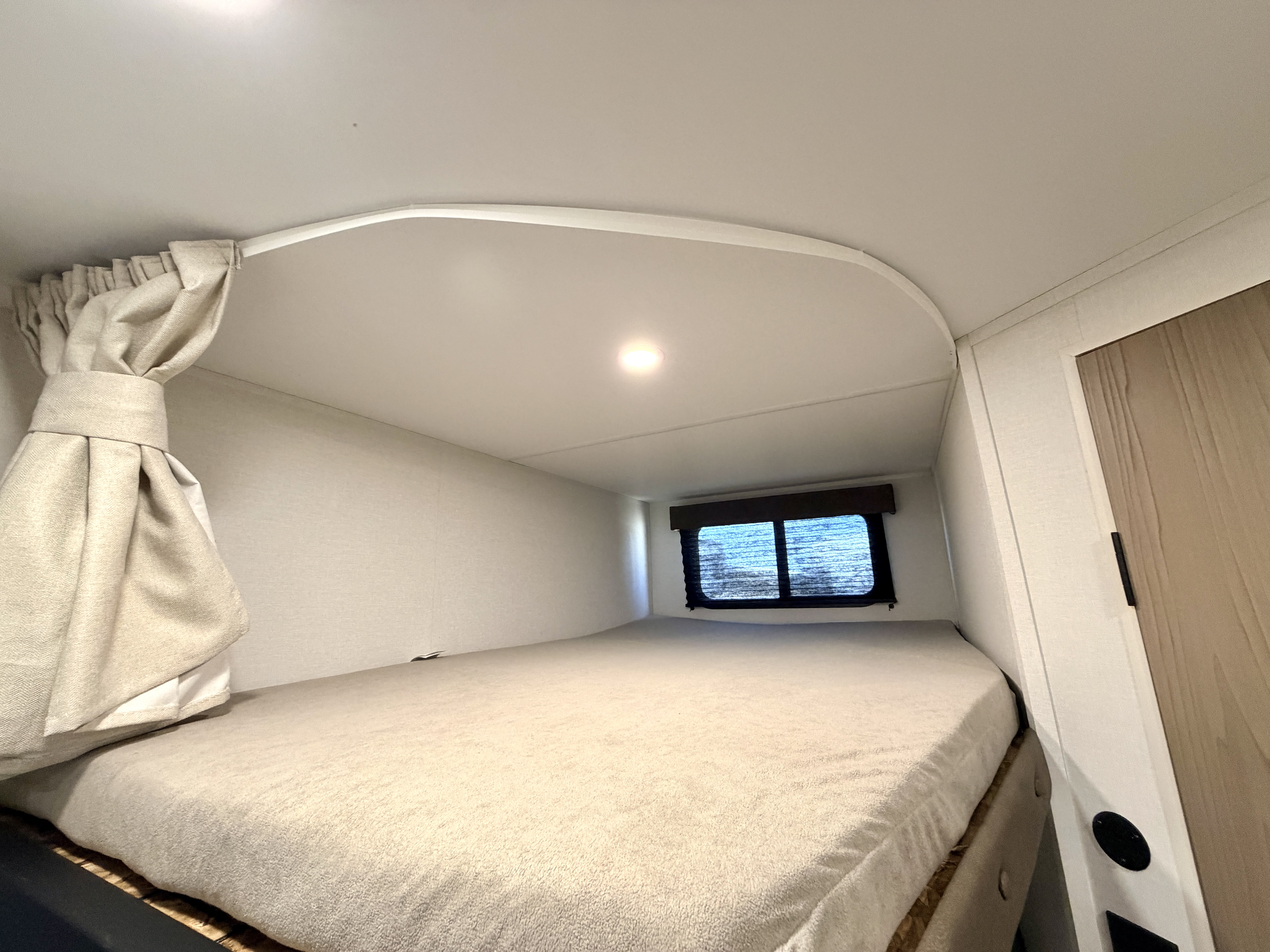 2027 Grand Design Transcend XPLOR 24BHX - Image 14