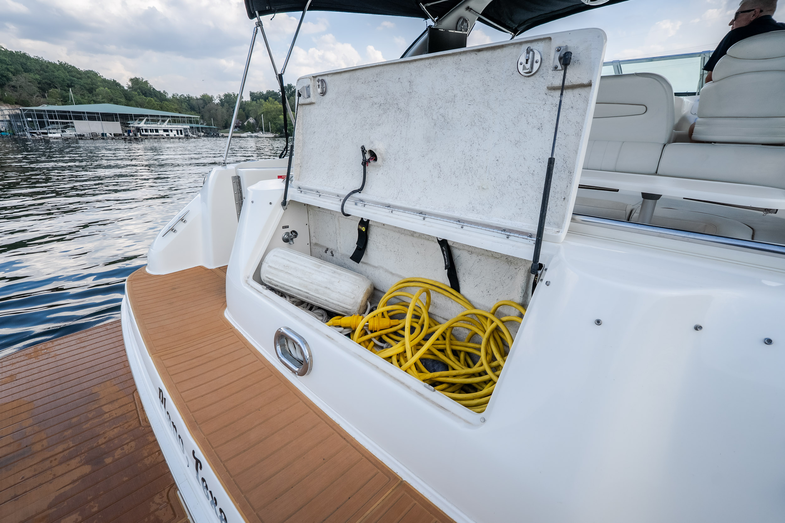 1997 Sea Ray  Sundancer 400 - Image 8