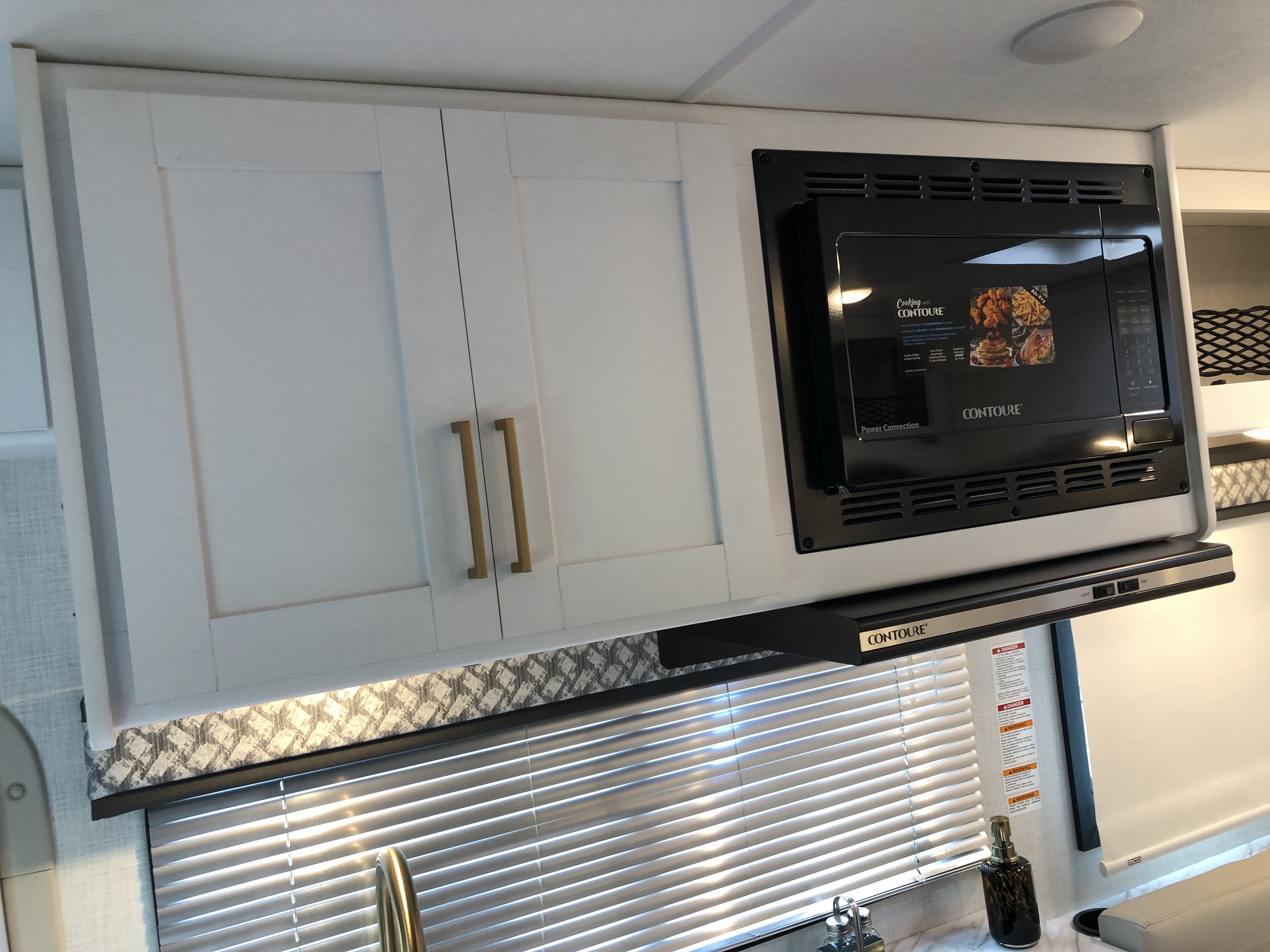 2026 Thor Motor Coach Quantum LC19 - Image 21