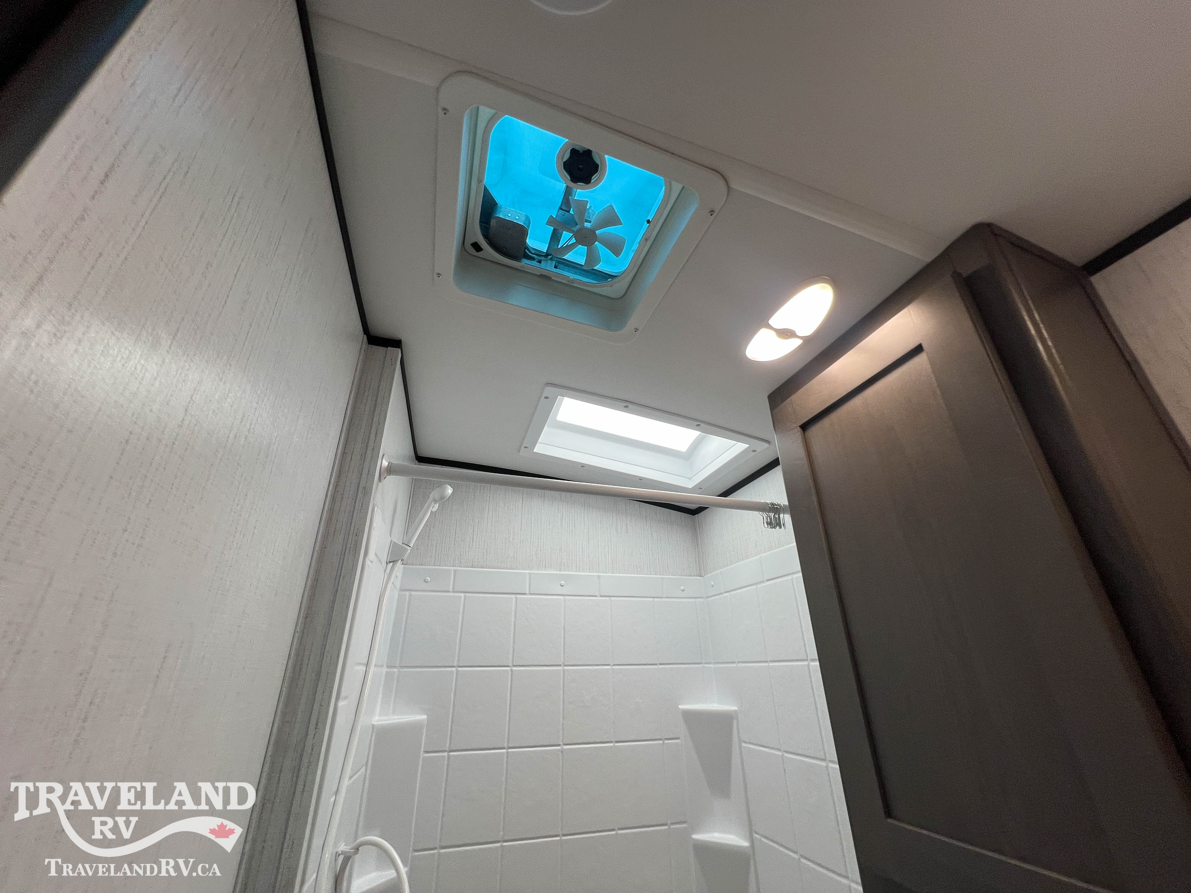 2021 Cruiser RV Embrace Ultra-Lite EL252 - Image 25