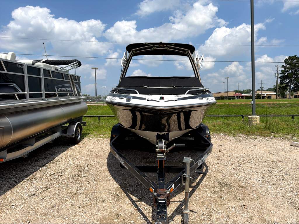 2011 CROWNLINE 2011 21SS - Image 6