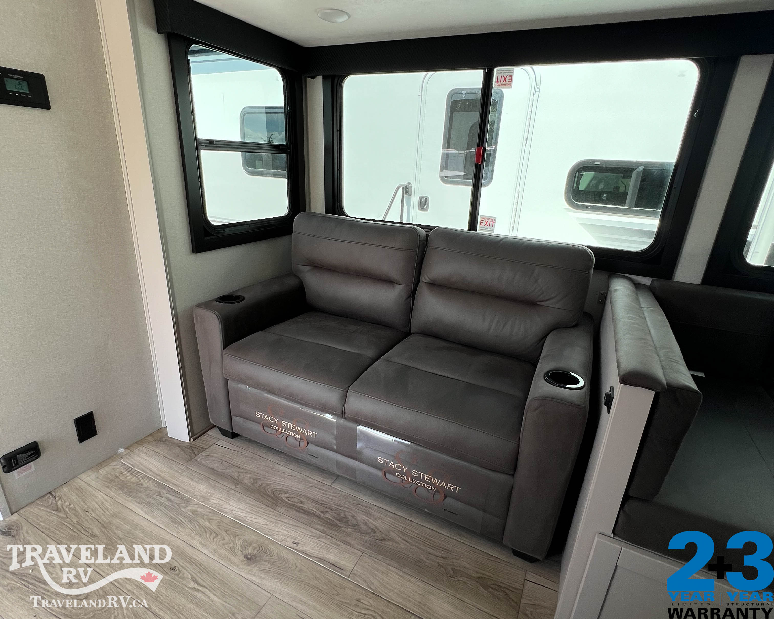 2026 Jayco Jay Feather 27BH - Image 13