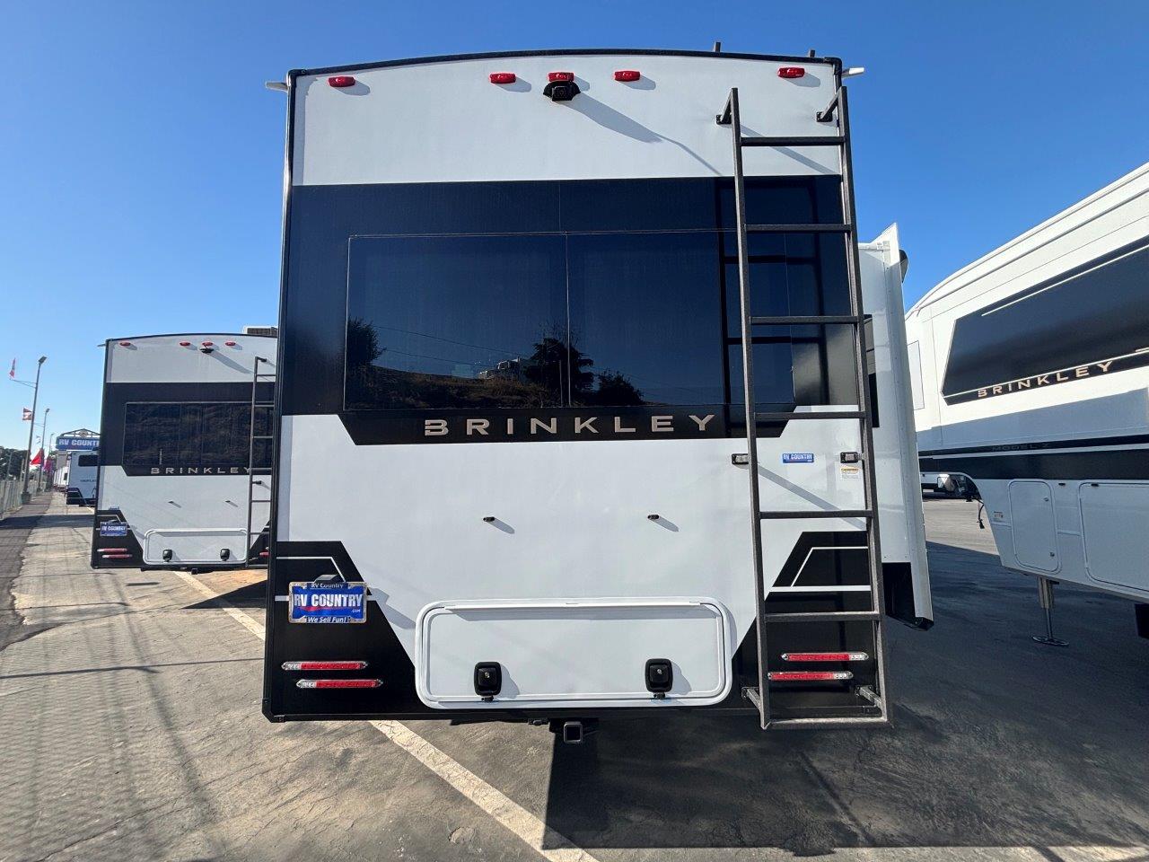 2026 Brinkley RV Model Z 3600 - Image 2