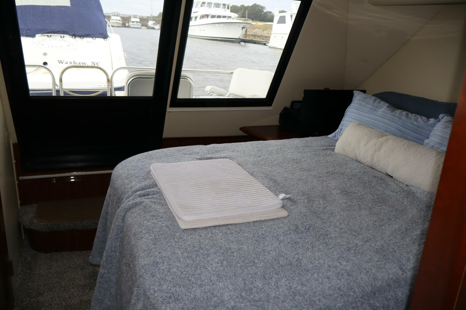 2006 Bluewater Yachts 5200 - Image 22