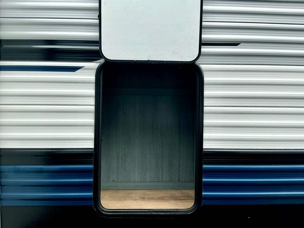 2026 PALOMINO PUMA 401LFT - Image 25