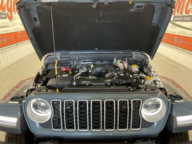 2026 Jeep Wrangler Sahara 4 Door 4x4 - Image 10