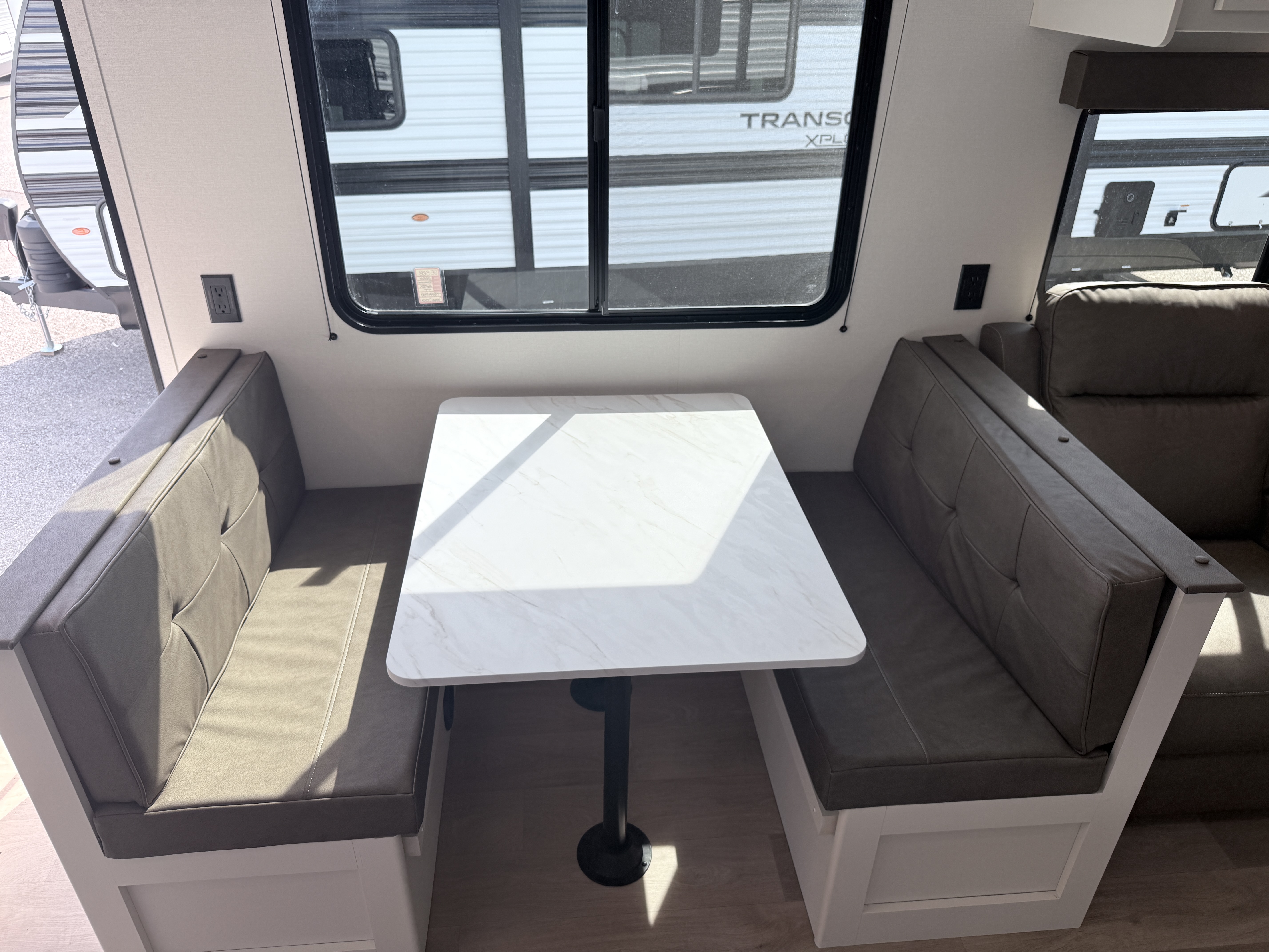 2026 GRAND DESIGN TRANSCEND 26RBX - Image 32