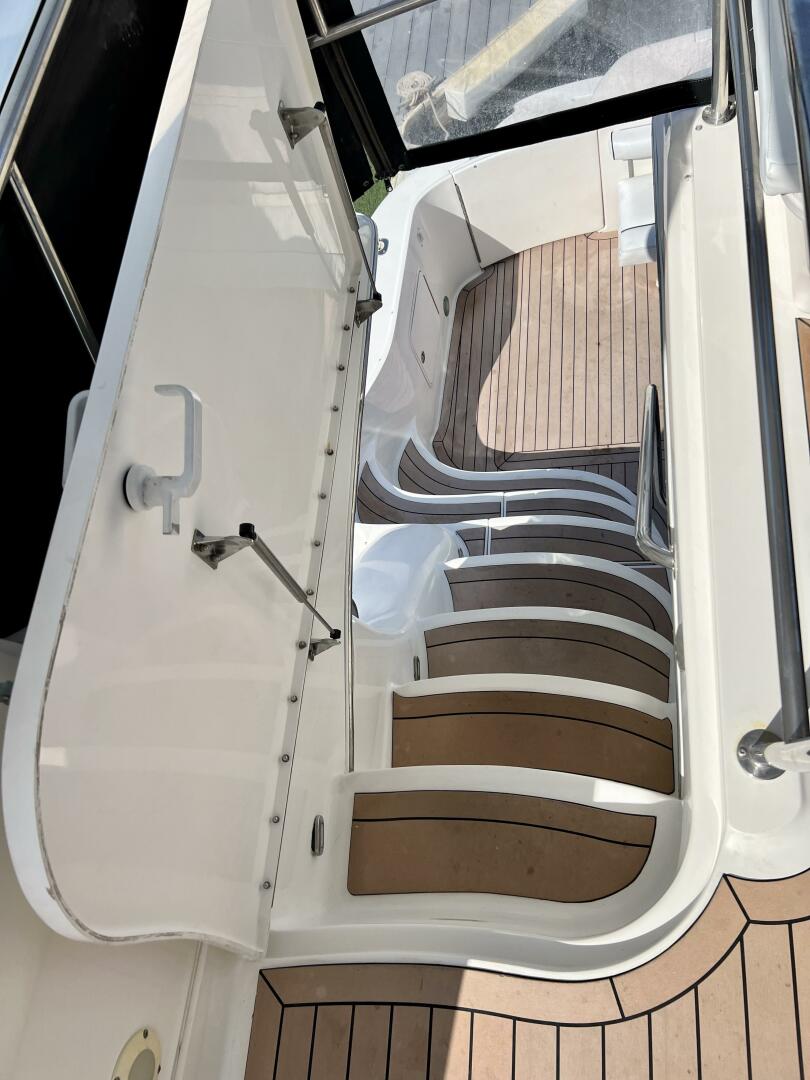 2002 Sea Ray 560 Sedan Cruiser - Image 23