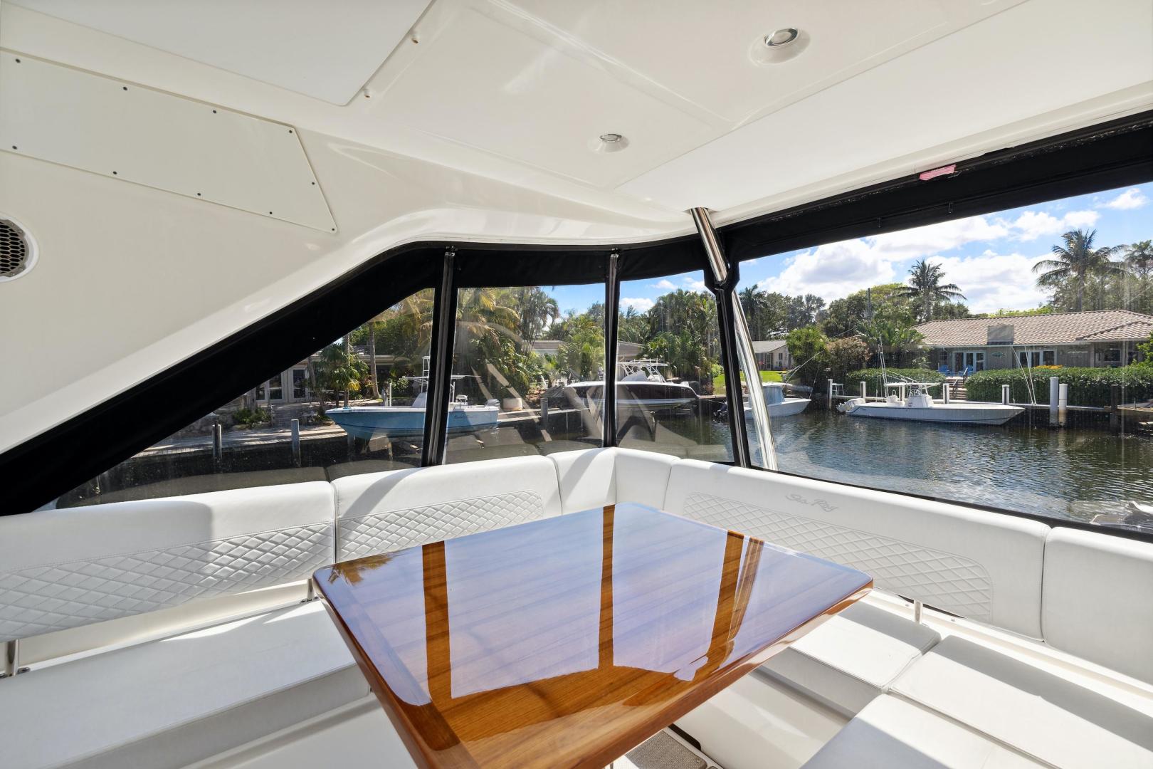 2018 Sea Ray L590 Fly - Image 22