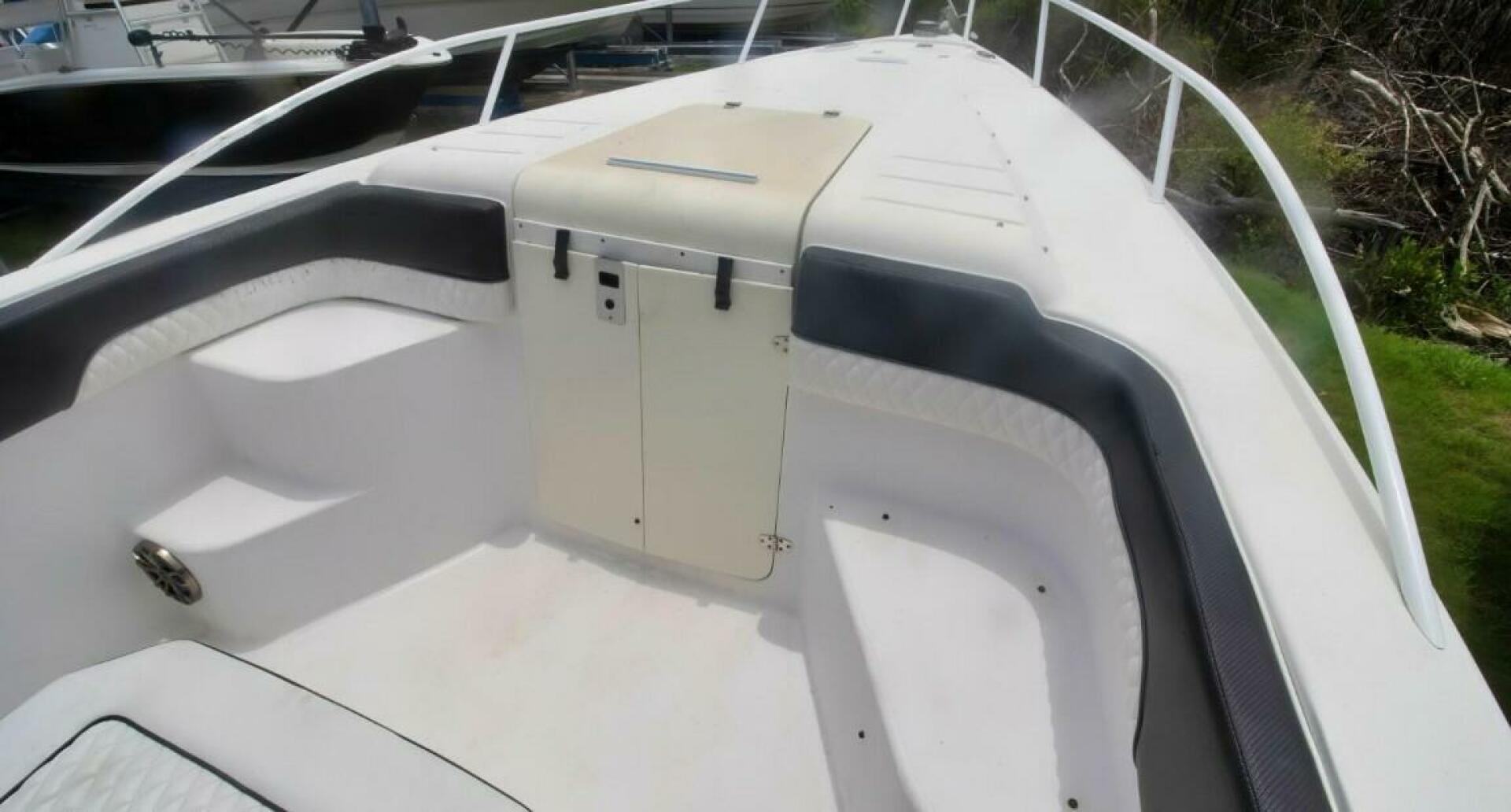 2005 Donzi 35 ZF Cuddy - Image 13