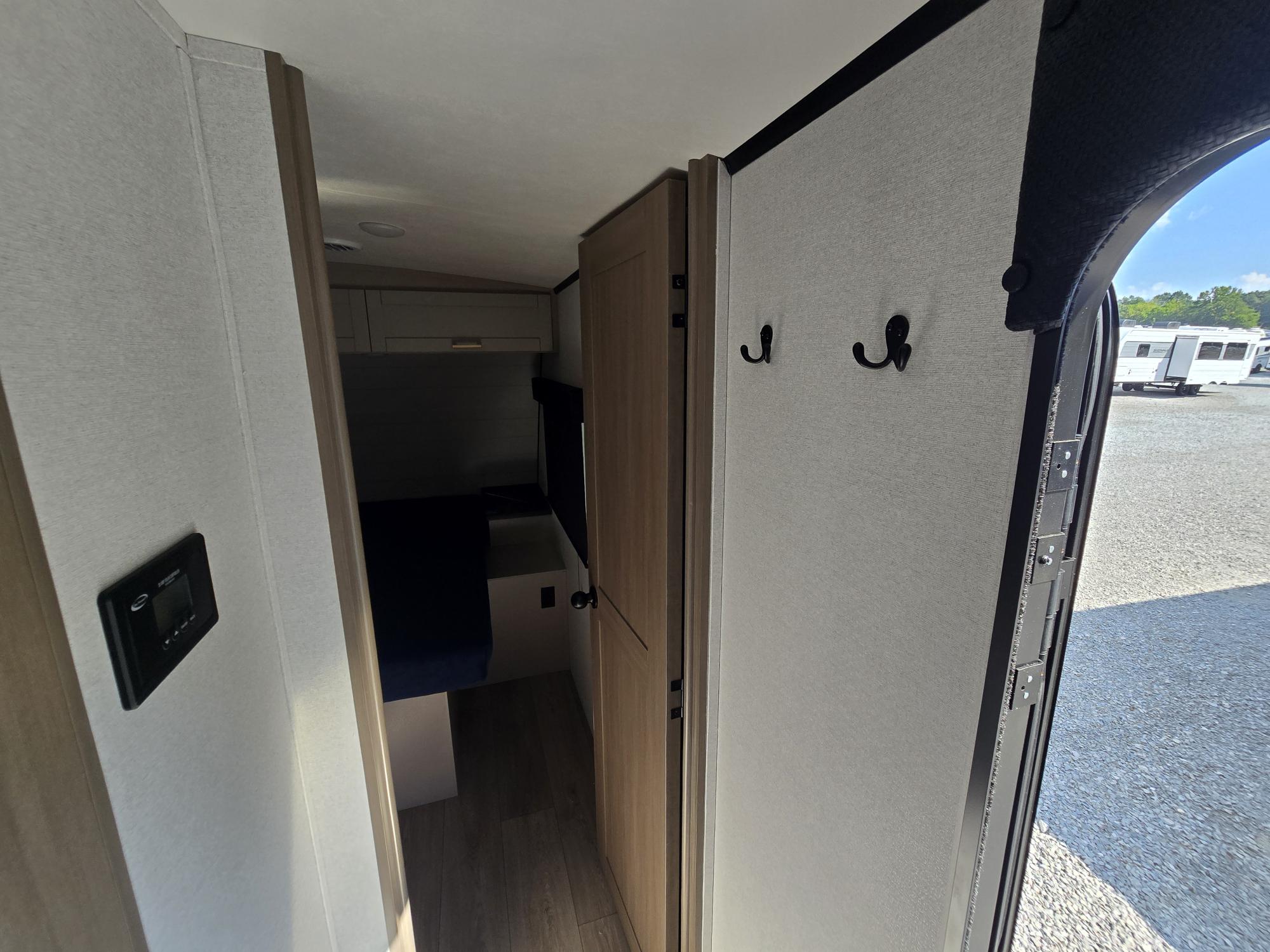 2027 JAYCO JAY FEATHER 27MK - Image 9