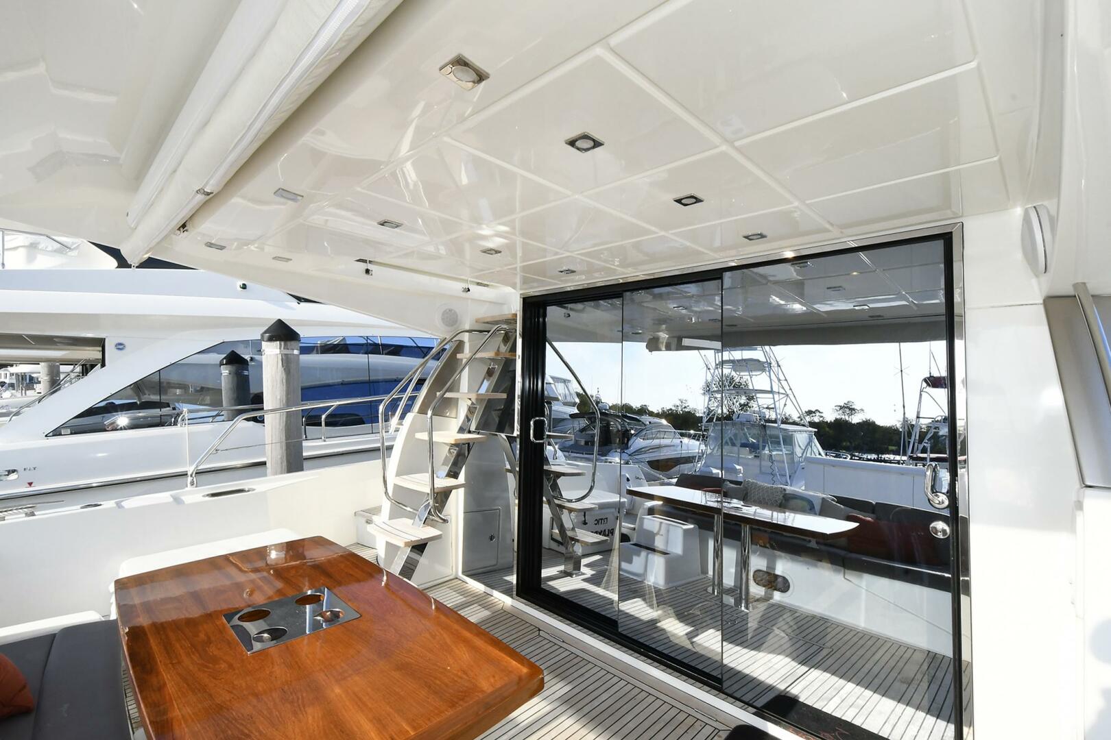 2018 Prestige 560 Fly - Image 4