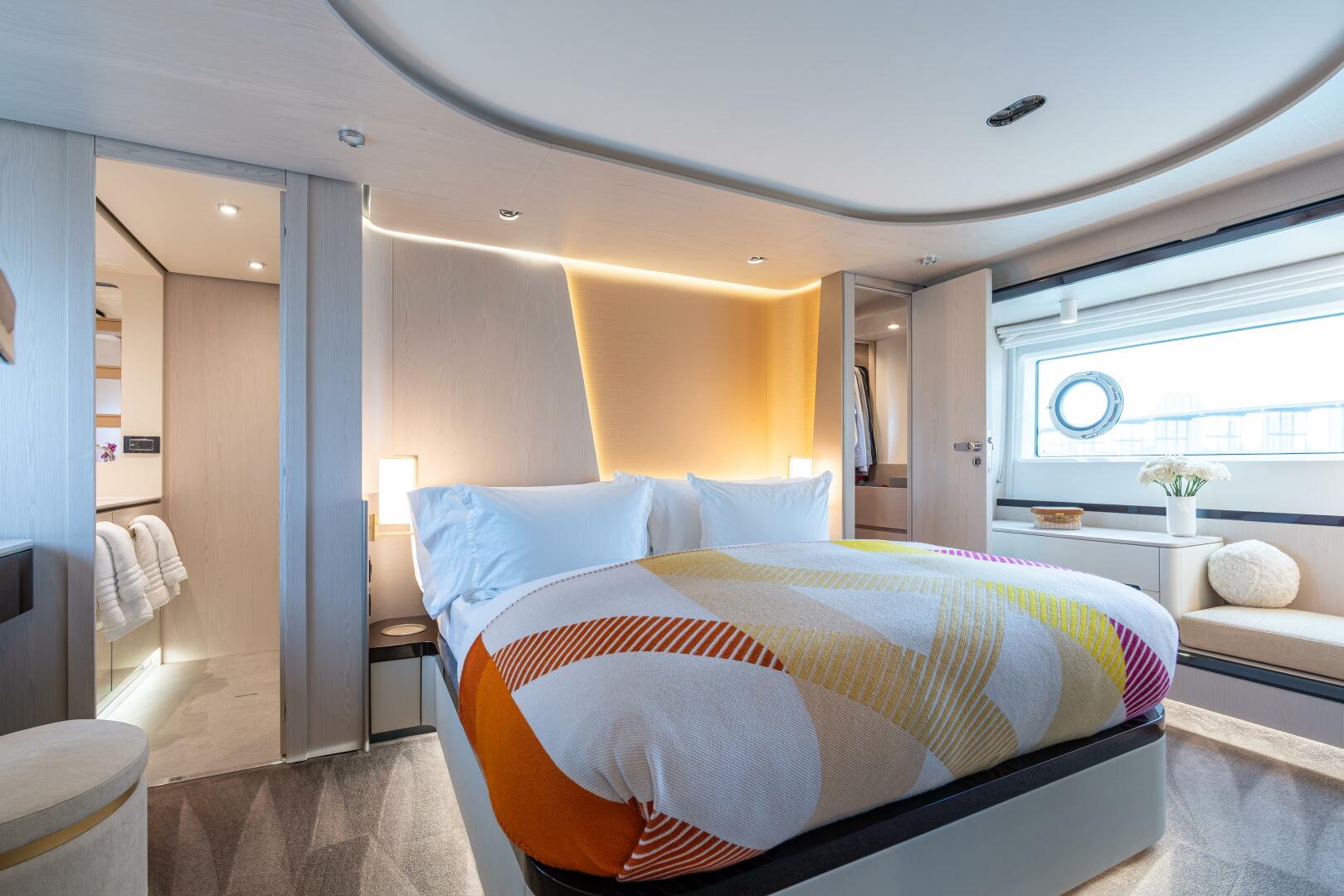 2022 Azimut 78 - Image 39