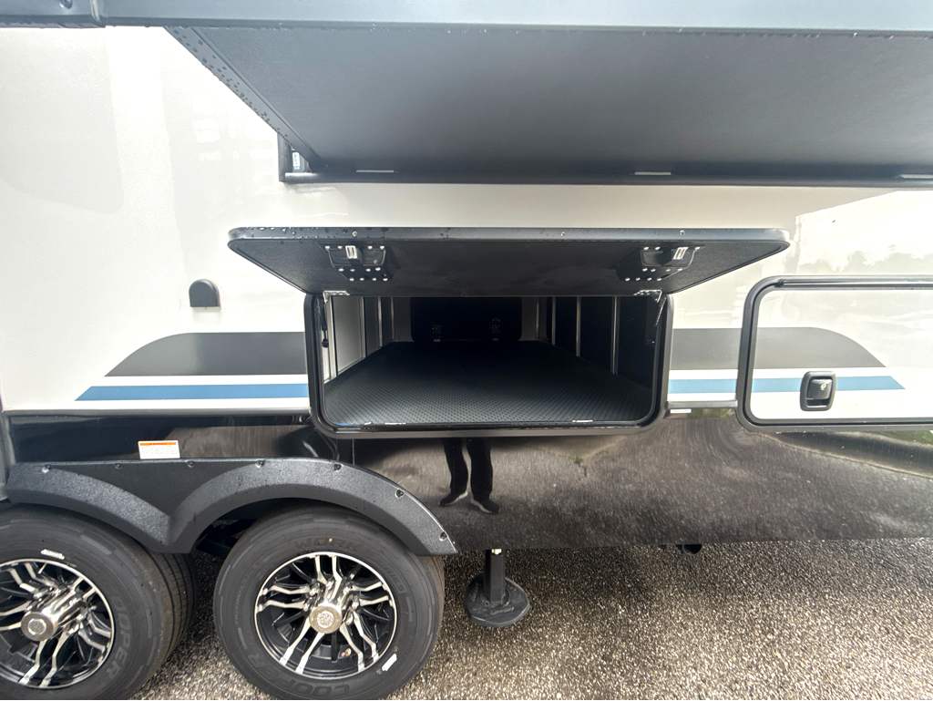 2026 Keystone ALPINE 3820FK - Image 7