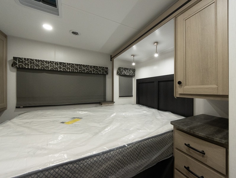 2025 Forest River Sunseeker 3050S - Image 26