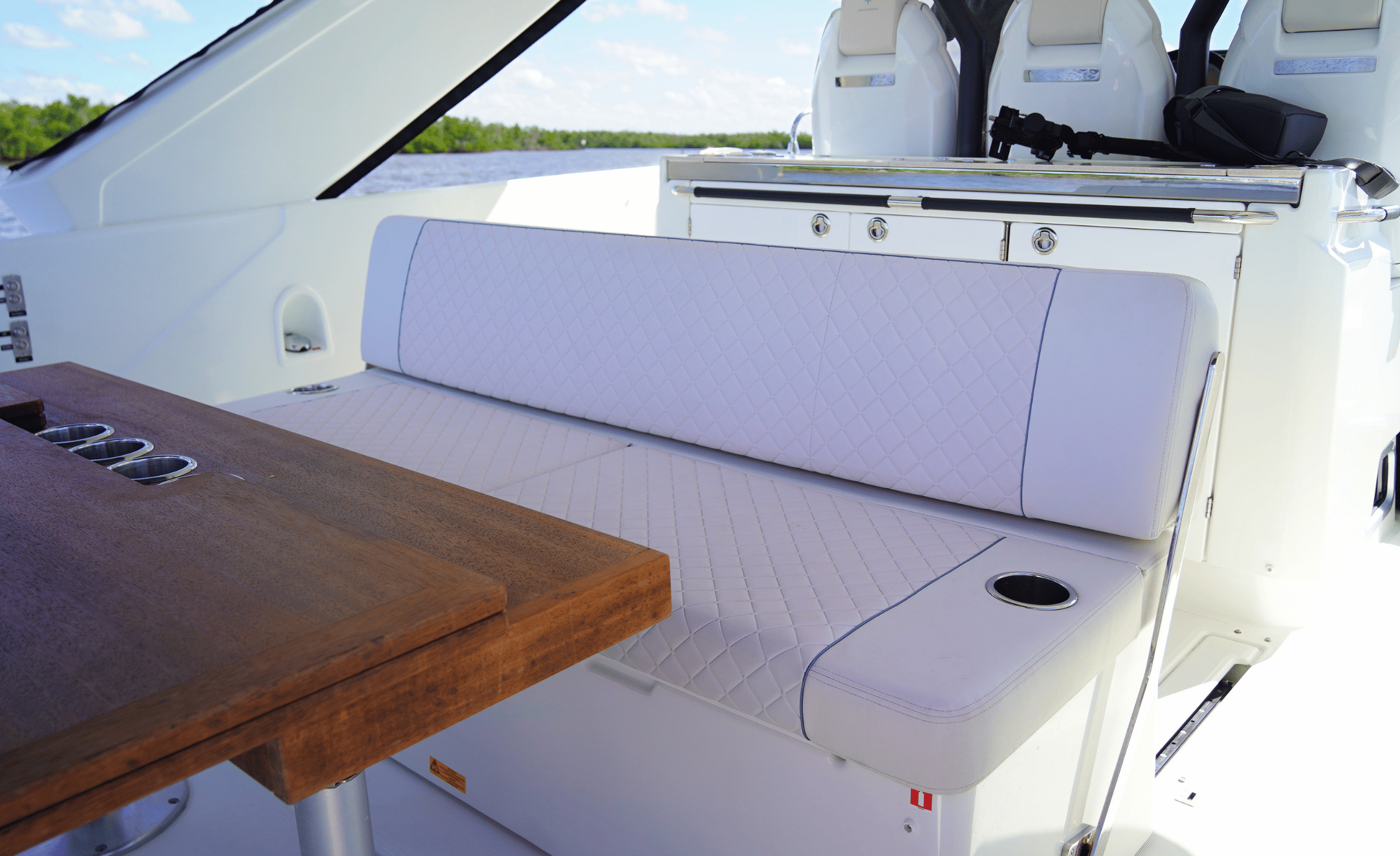 2025 JEANNEAU DB 37 - Image 26