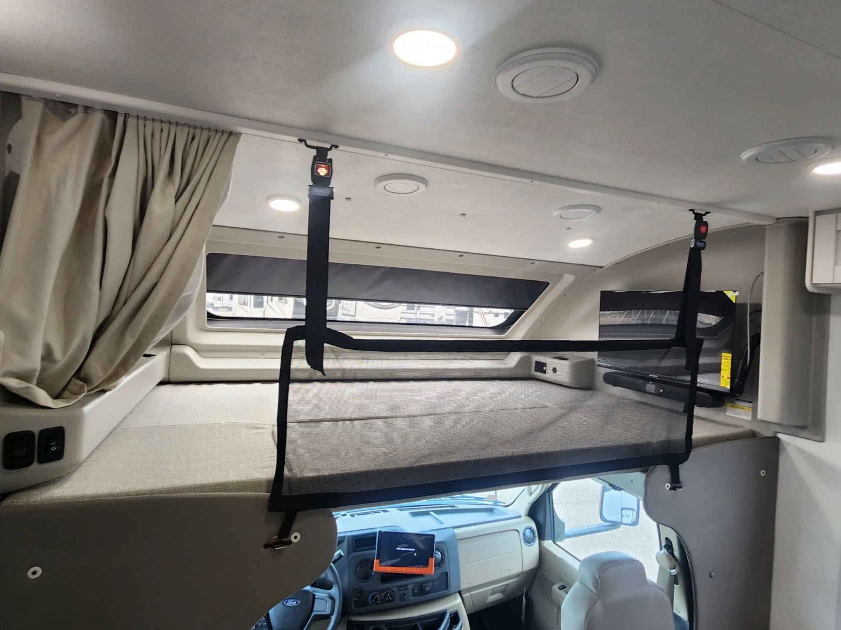 2027 ENTEGRA COACH ODYSSEY 24B - Image 17