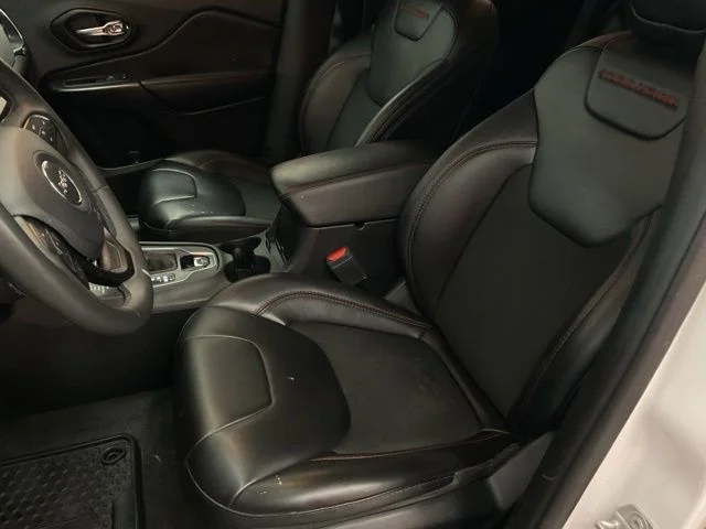 2022 Jeep Grand-Cherokee-L Laredo Altitude 4x4 - Image 14