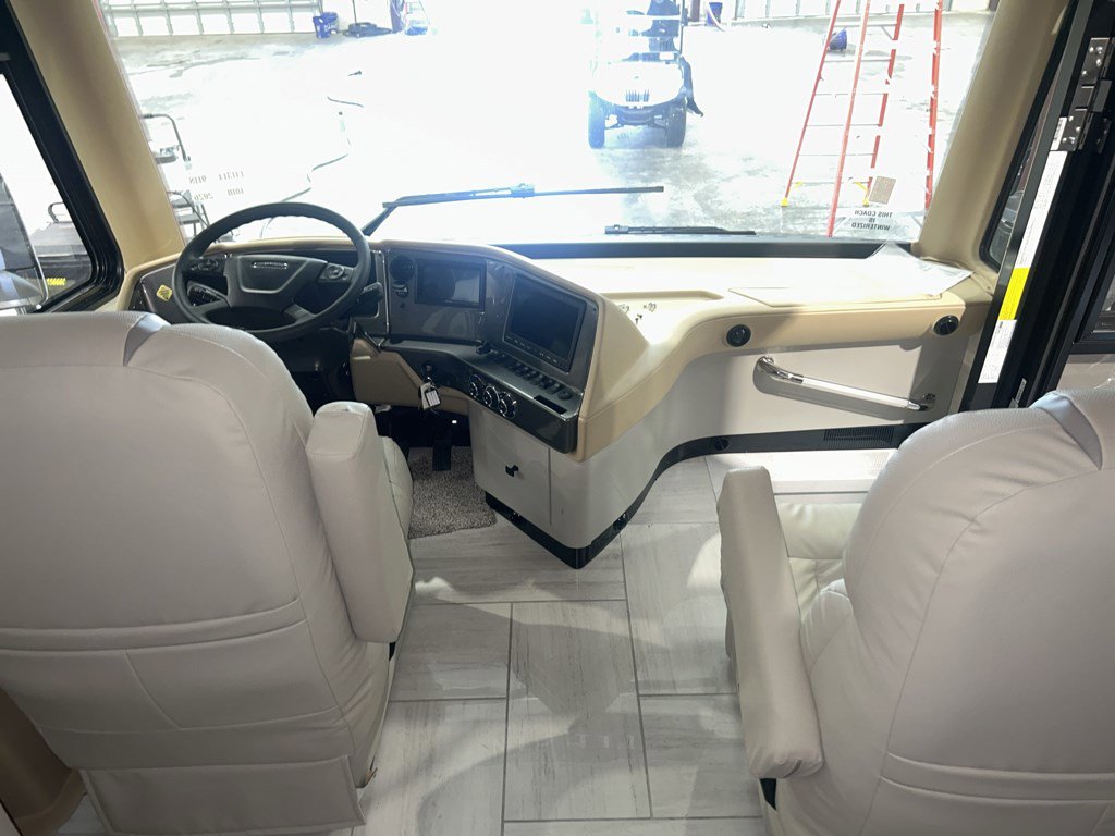 2026 TIFFIN PHAETON 40 IH - Image 22