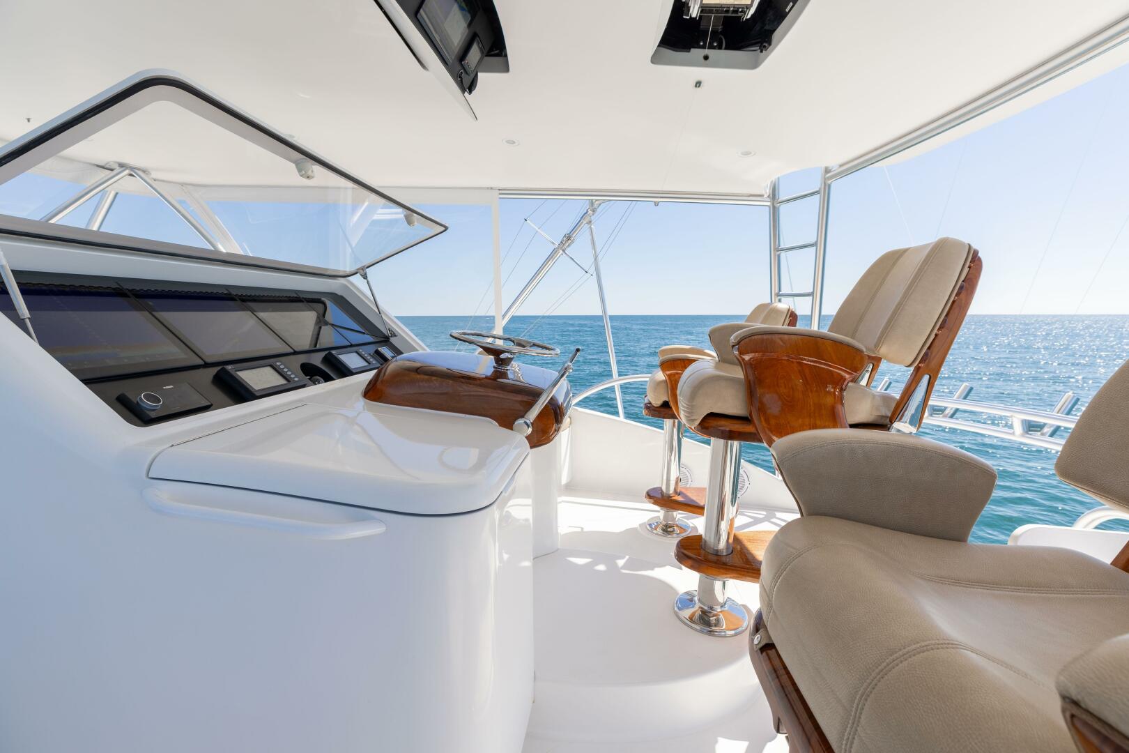2013 Viking 76 Convertible - Image 55