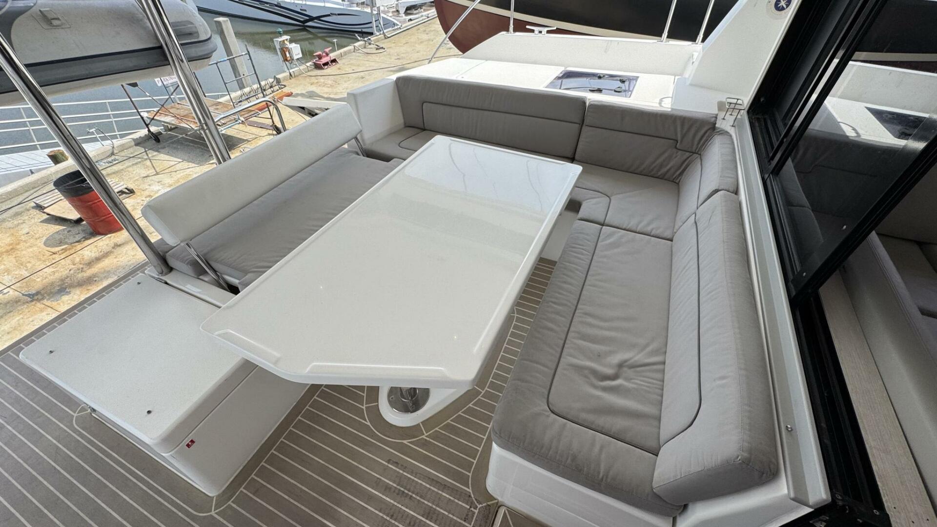 2018 Leopard 43 Powercat - Image 14