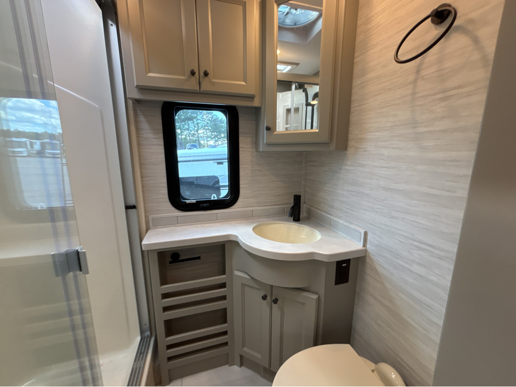 2026 TIFFIN ALLEGRO BAY 34 DB - Image 18