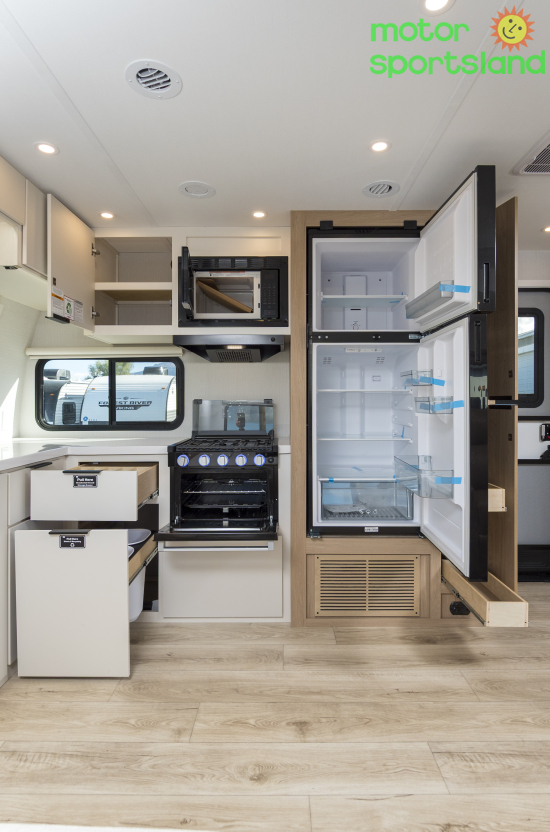 2026 Winnebago Thrive 26FKD - Image 27