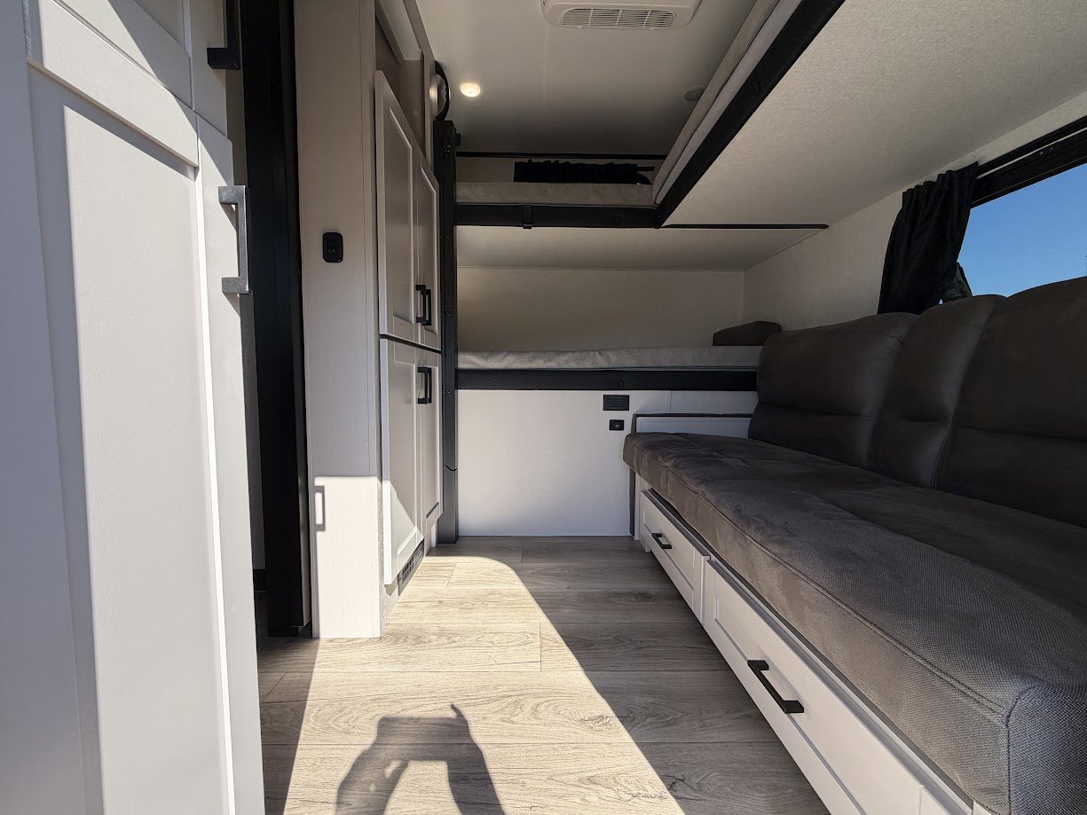 2026 JAYCO JAY FEATHER 29QBH - Image 7
