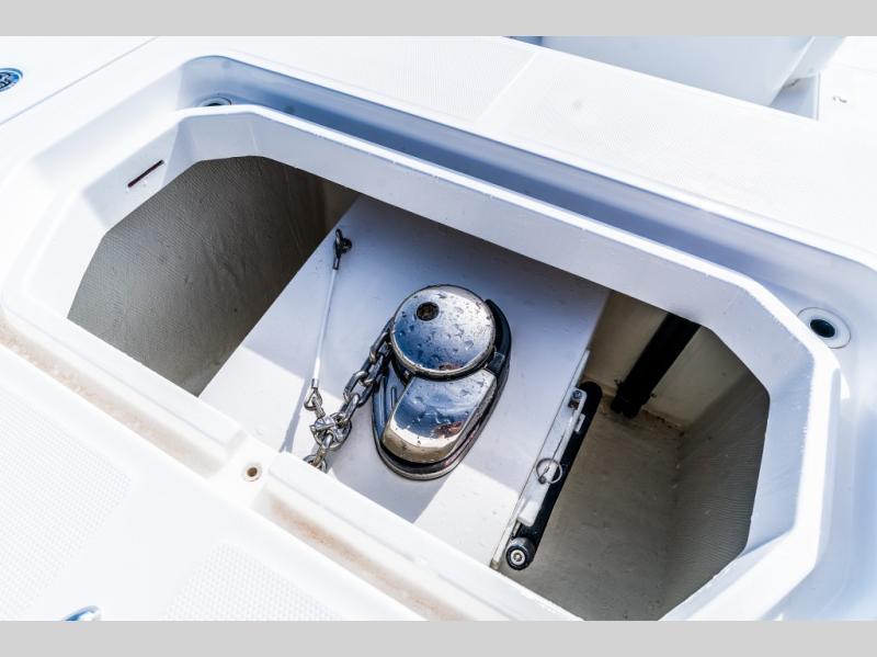 2024 Invincible 37 CATAMARAN - Image 8