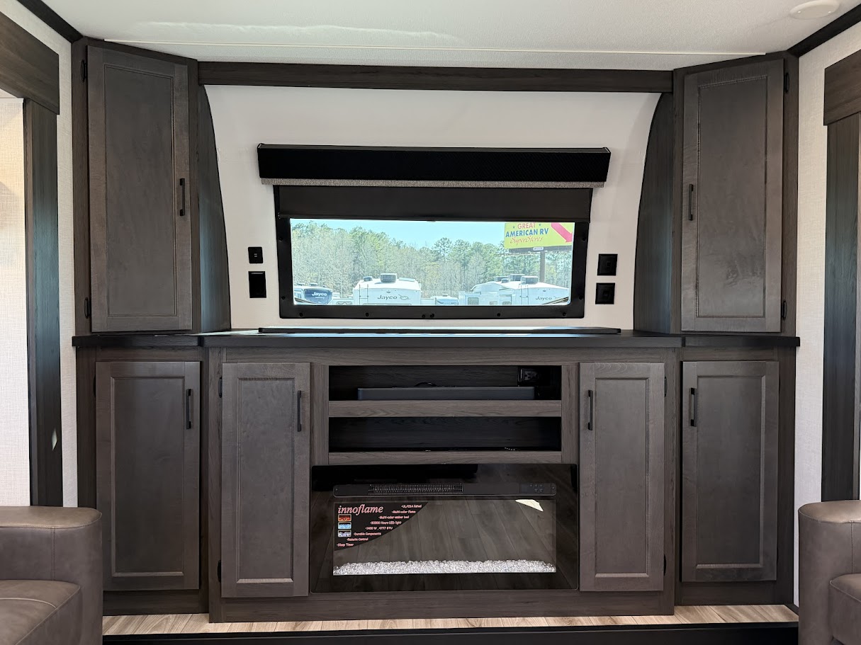 2026 VENTURE RV SPORTTREK 365VFL - Image 22