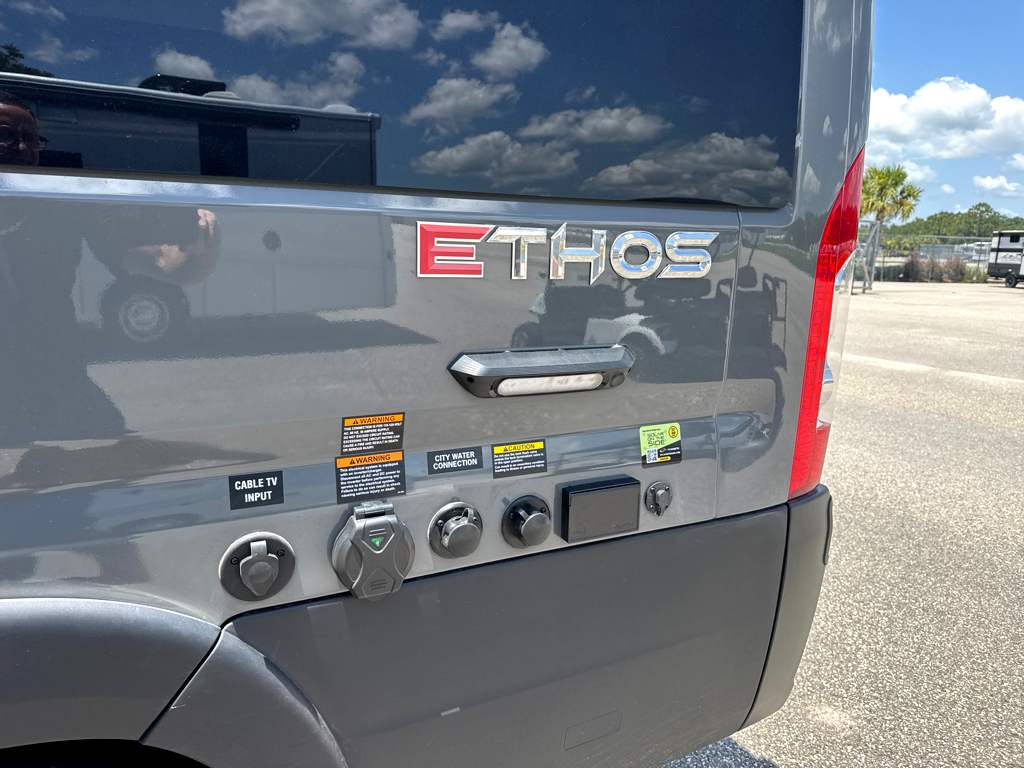 2027 ENTEGRA COACH ETHOS 20T - Image 5