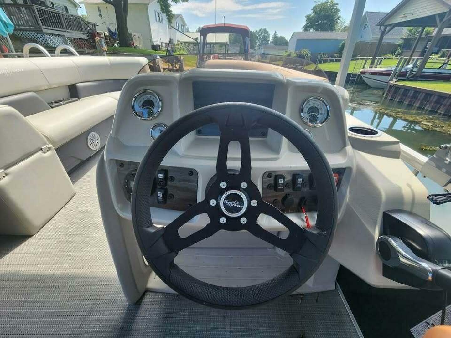 2023 SunChaser Vista 16 - Image 6