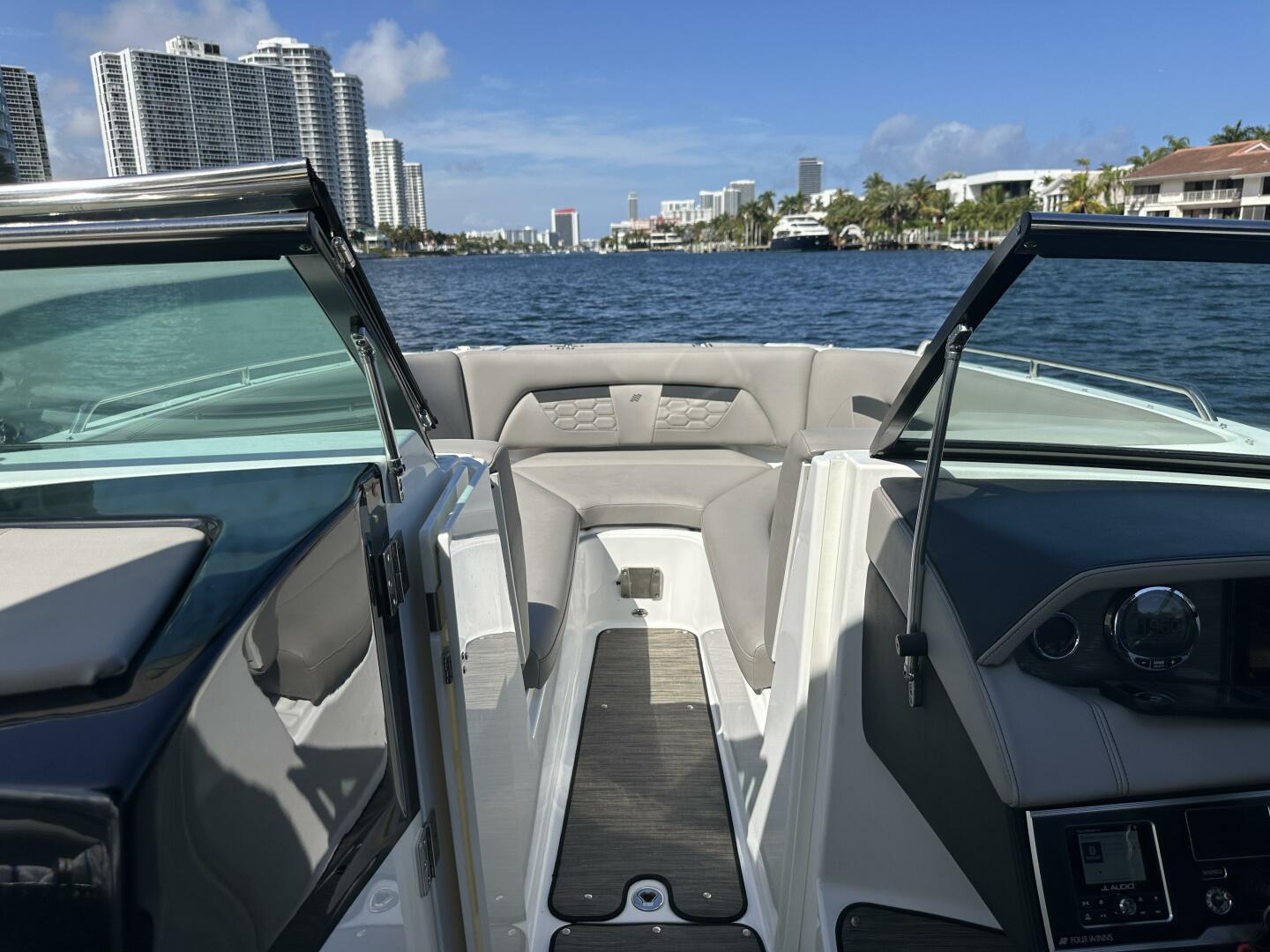2019 Chaparral 21 H2O Sport - Image 139