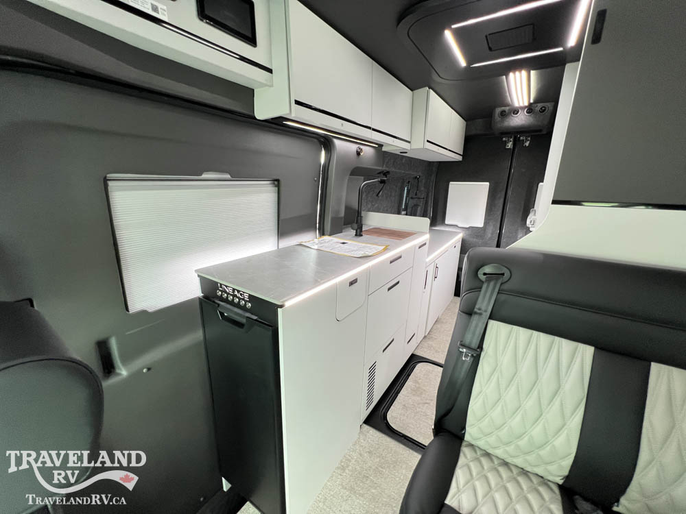 2027 Grand Design Lineage Series VT LVT1 - Image 21