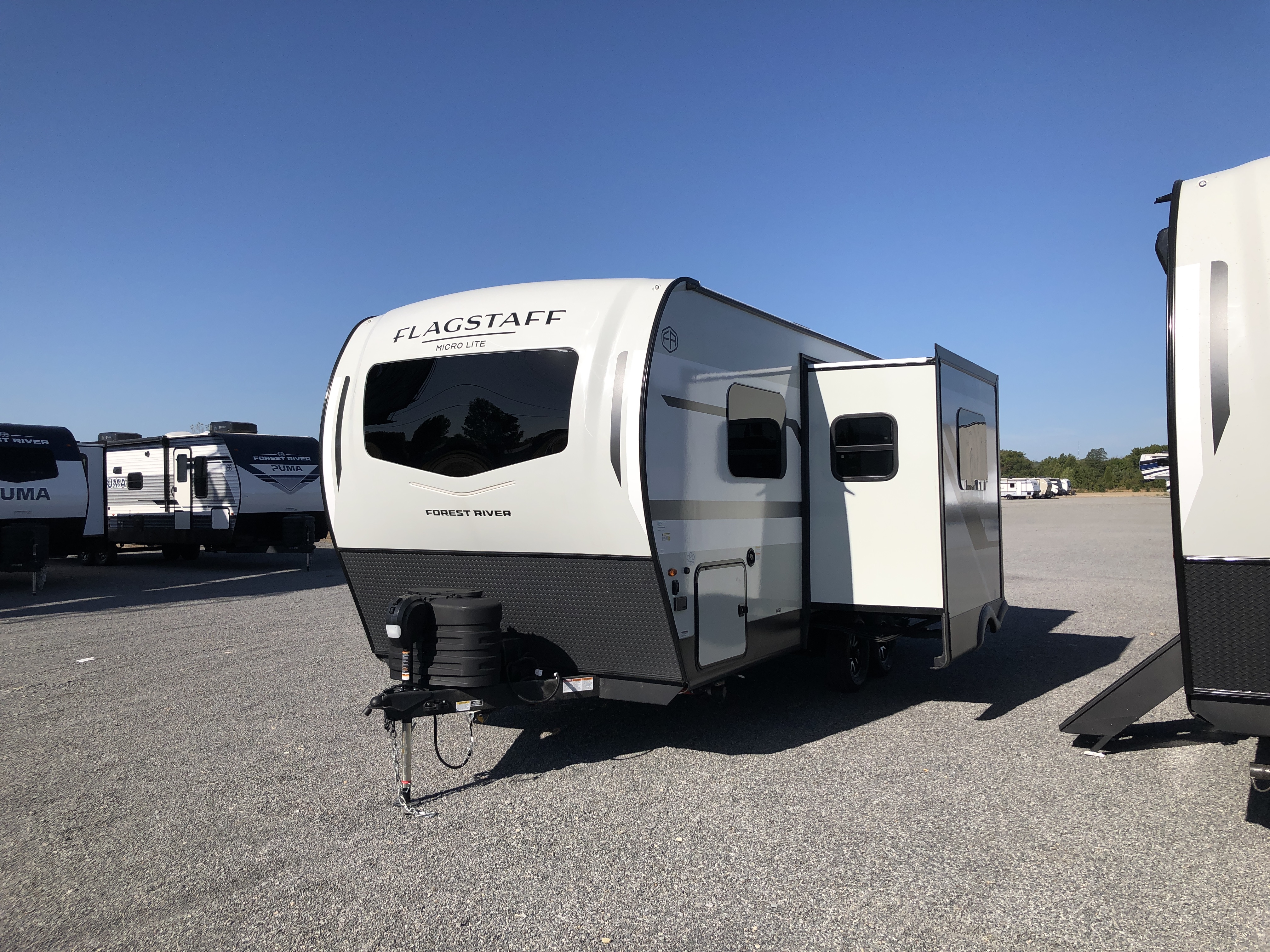 2027 Forest River Flagstaff Micro Lite 22FBS - Image 3