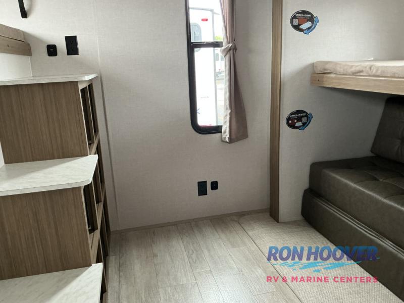 2025 FOREST RIVER 32BHDSX - Image 3