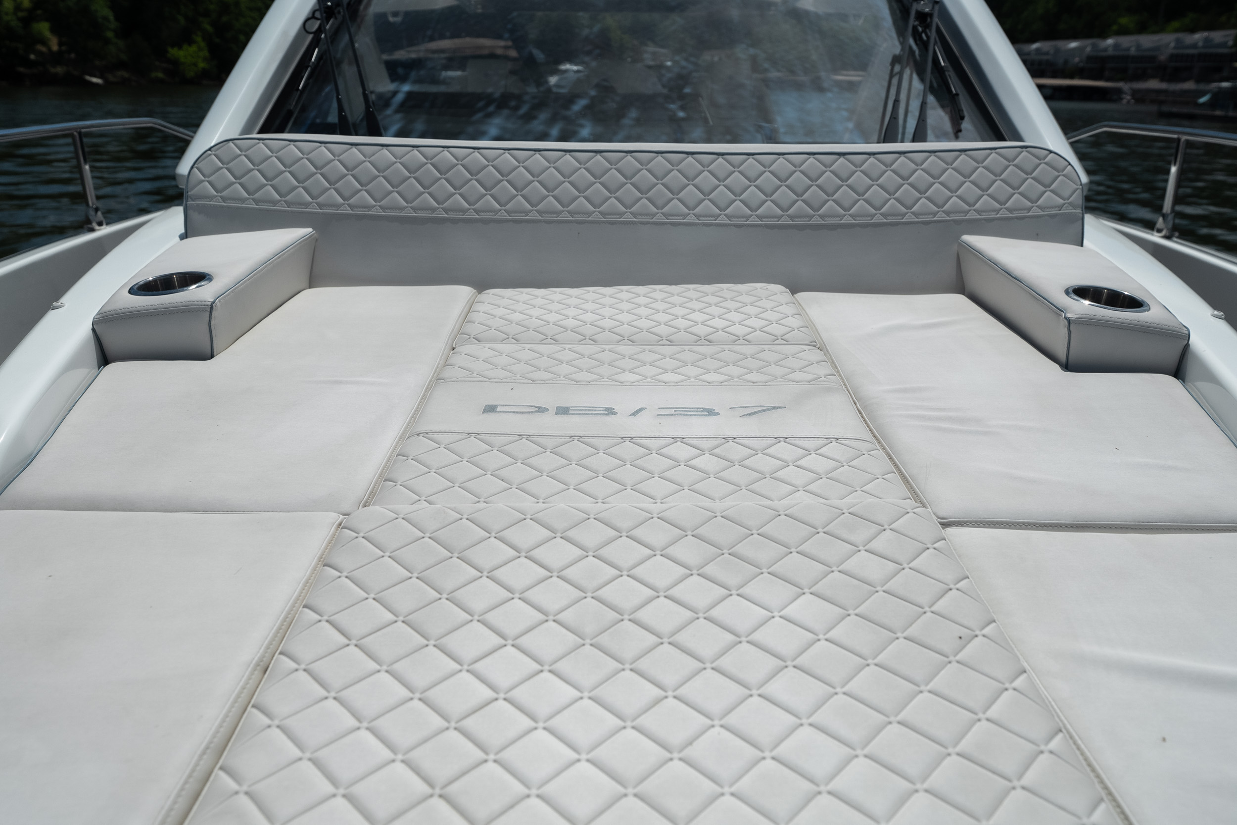 2024 Jeanneau DB37 OB - Image 22