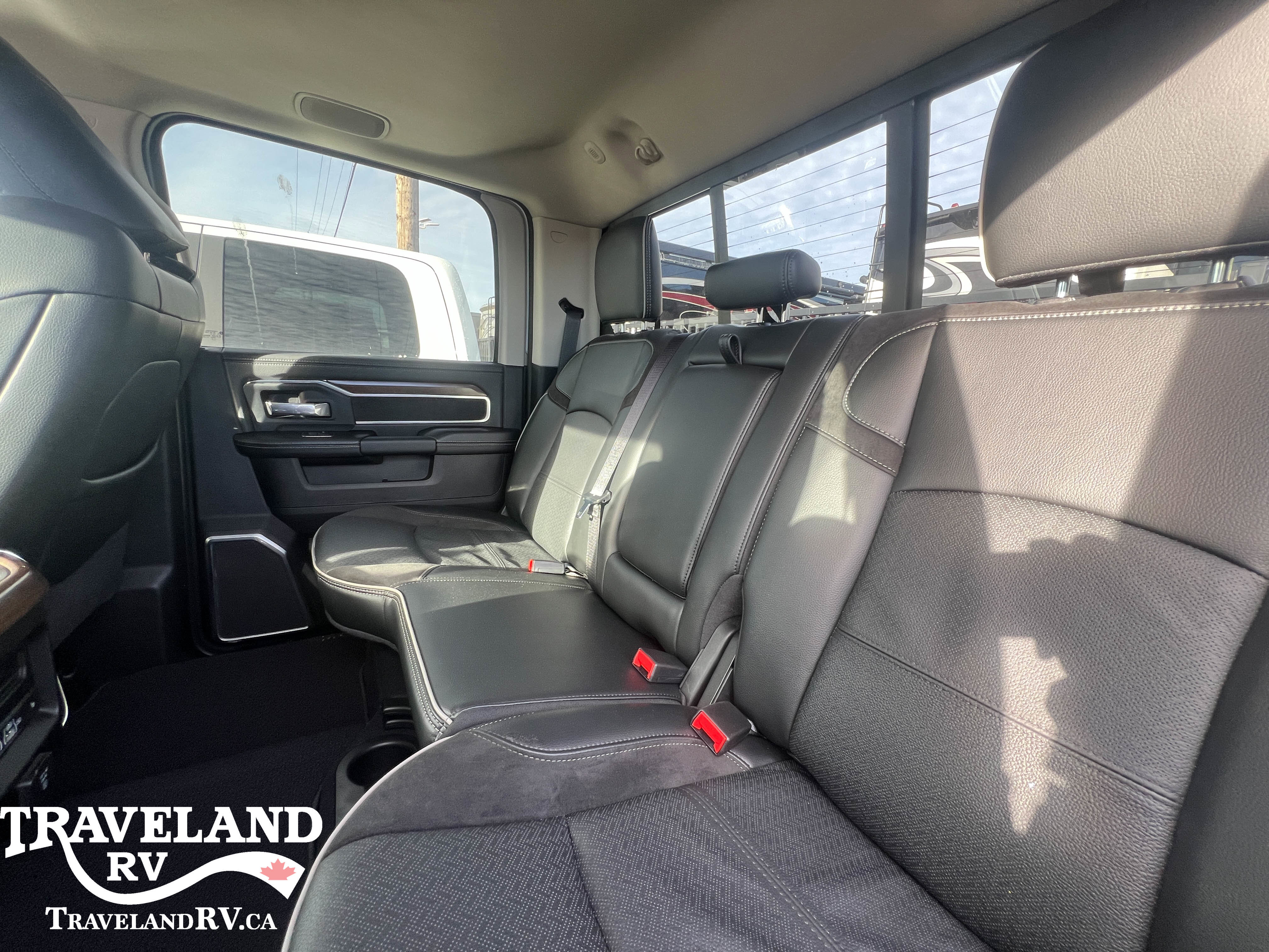 2024 DODGE LARAMIE 3500 - Image 9