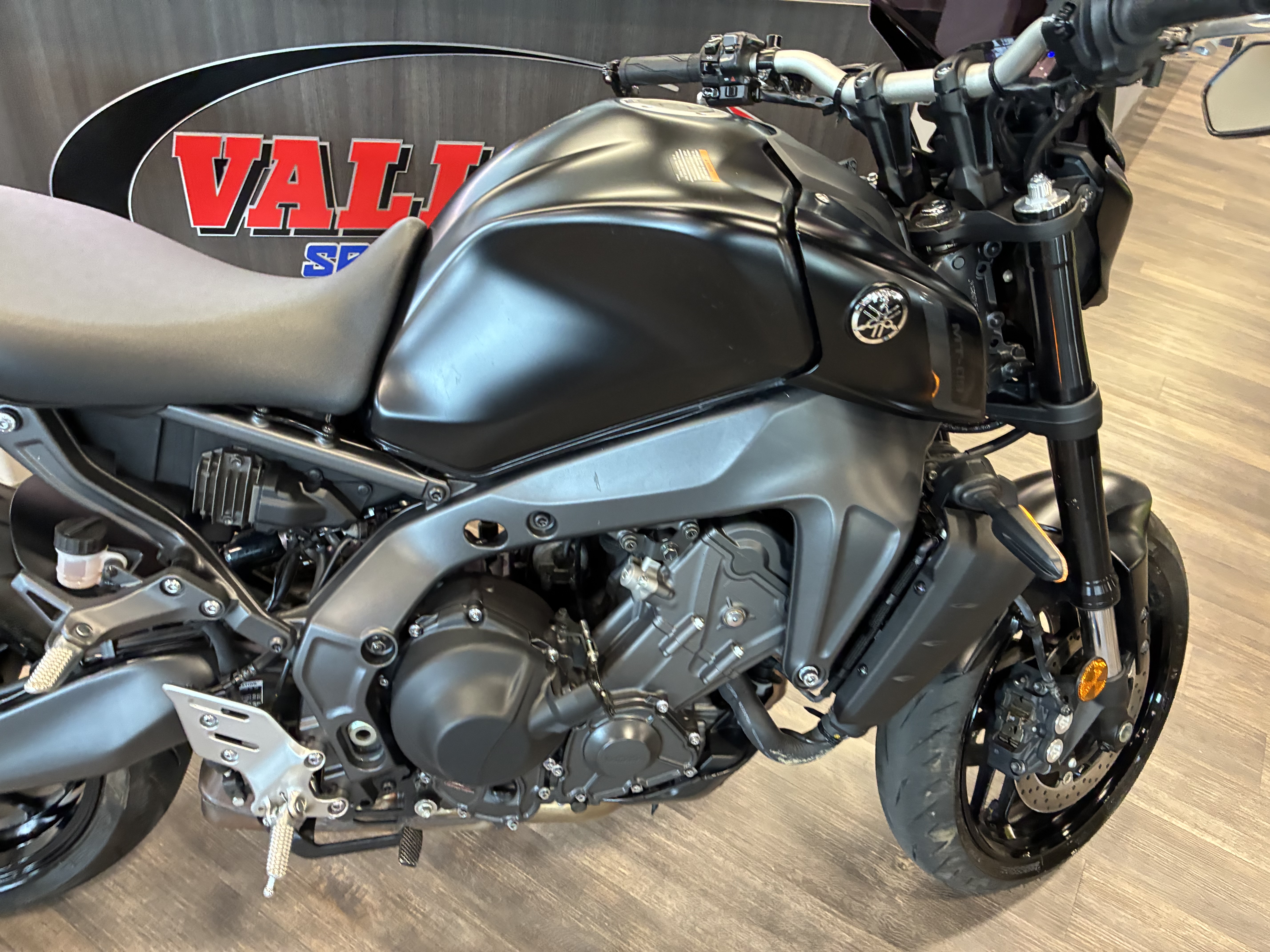 2023 Yamaha MT 09 - Image 7