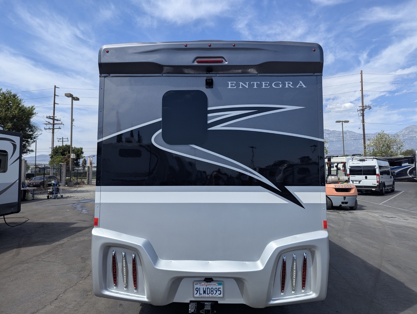 2024 Entegra Coach Qwest 24R - Image 8