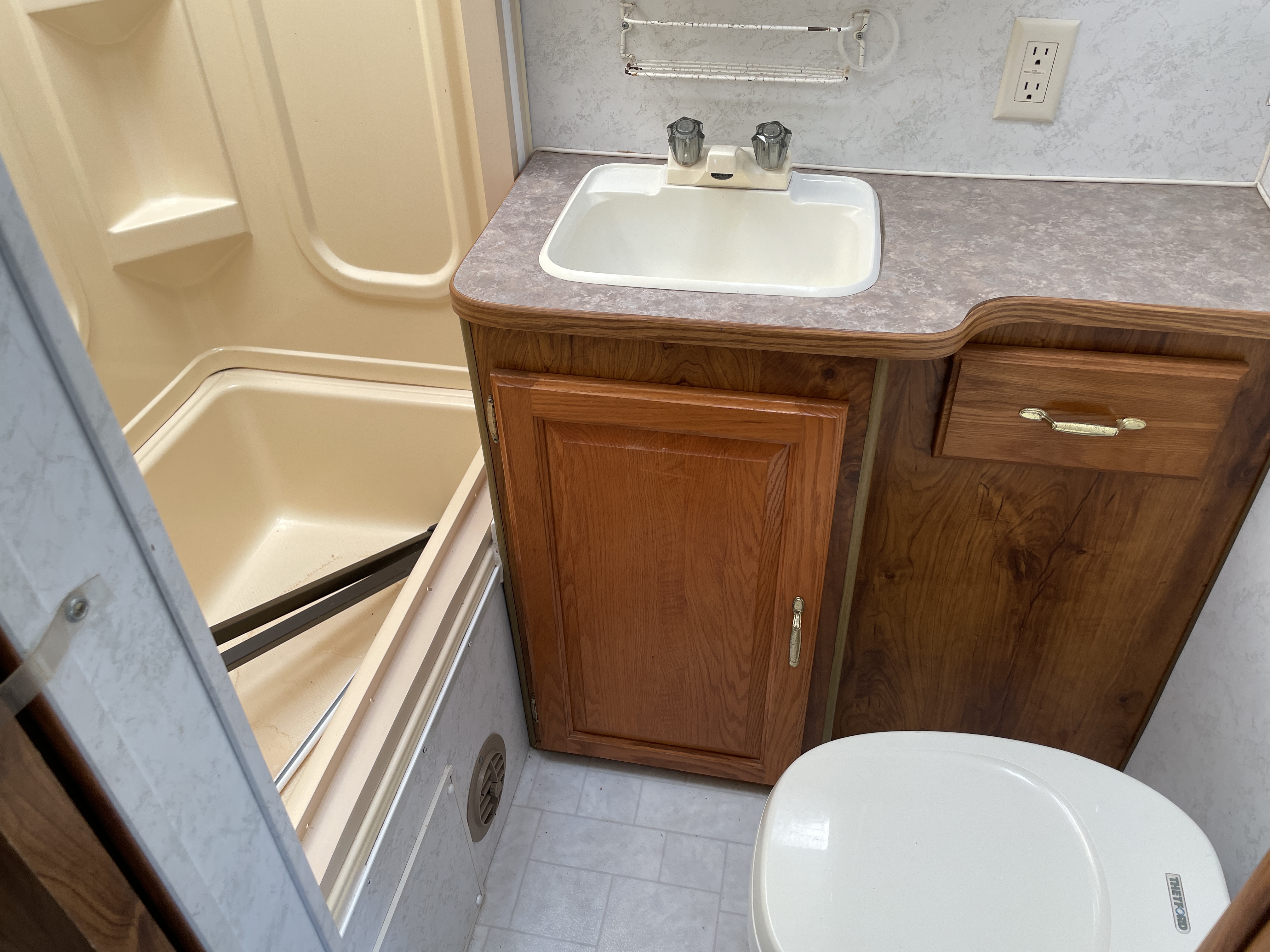 2000 Skyline Layton 2655 - Image 8
