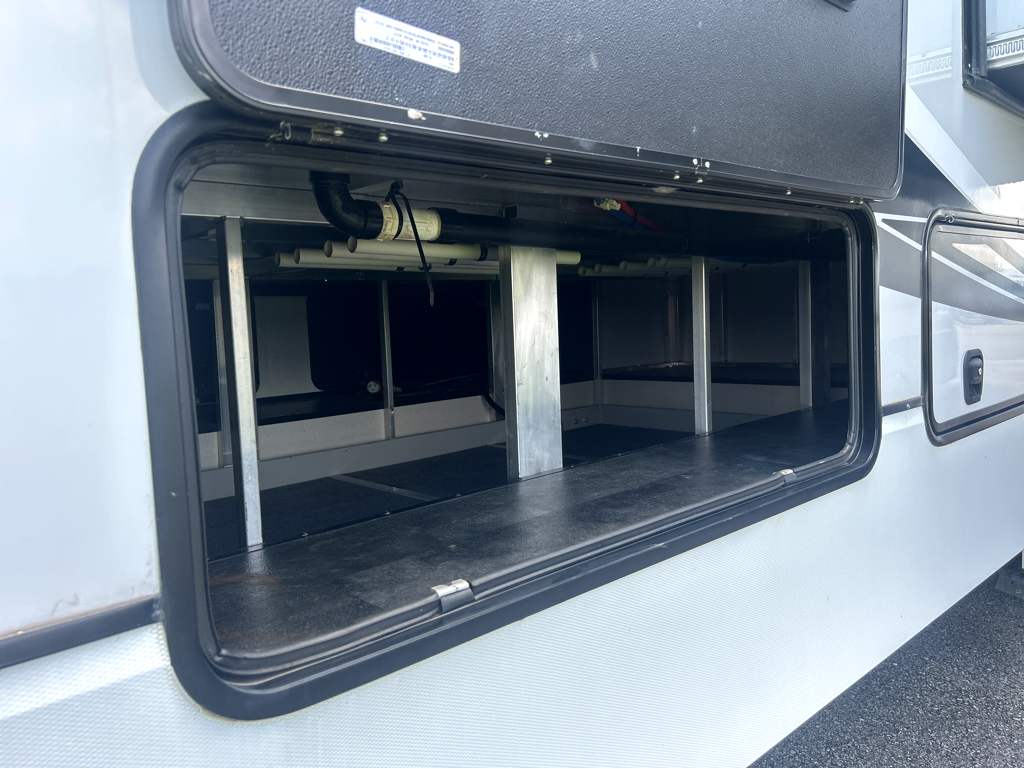 2022 PARADIGM ALLIANCE 385FL - Image 7