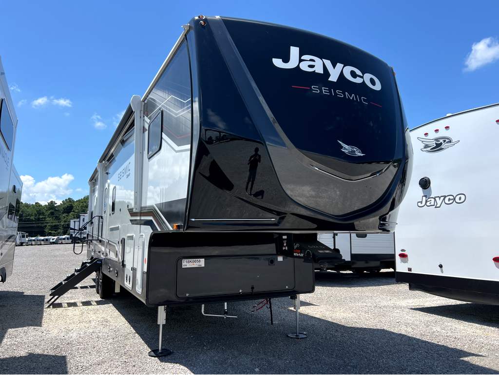 2026 JAYCO SEISMIC 359 - Image 1