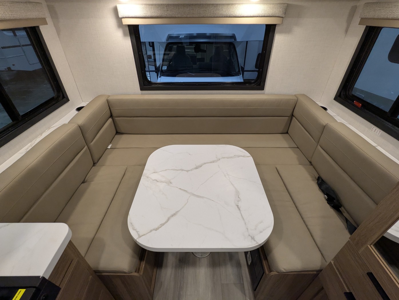 2027 Thor Motor Coach Four Winds 19Z - Image 20