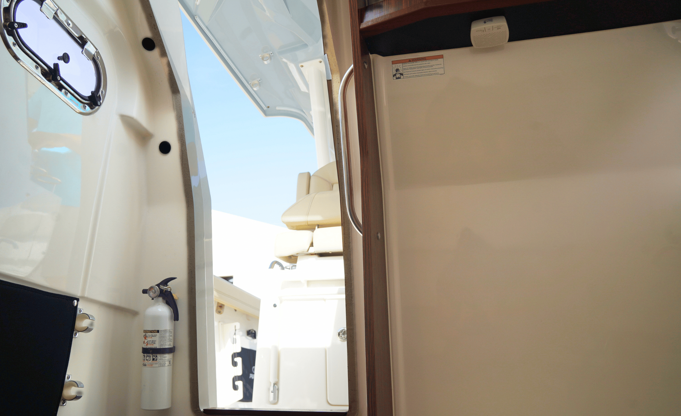 2020 PURSUIT S328 - Image 49