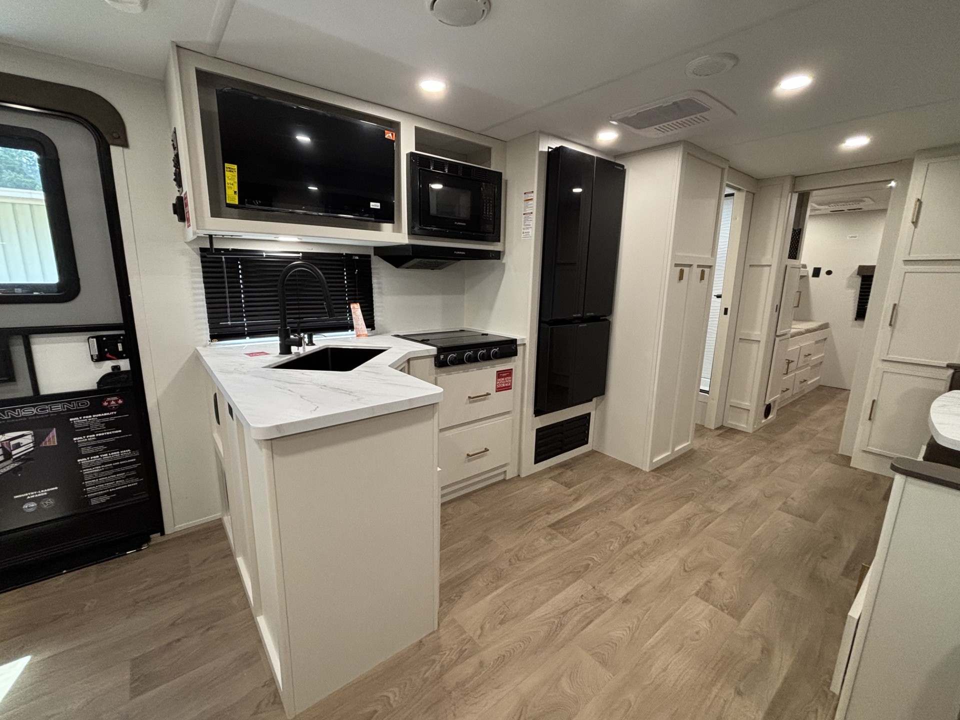 2027 Grand Design Transcend 335BHT - Image 12