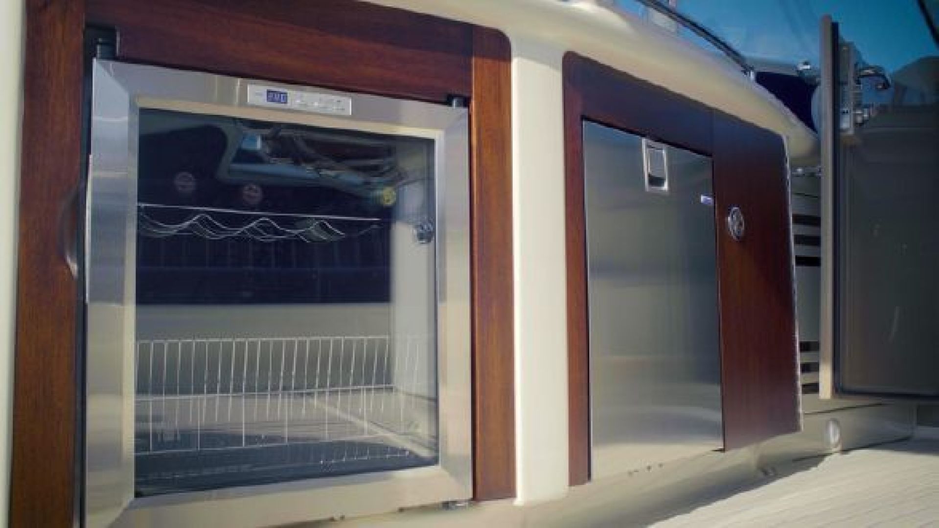 2005 Sea Ray Sundancer - Image 5